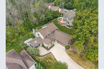 2238 Woodlawn Lane, Appleton, WI 54914 - Photo 2