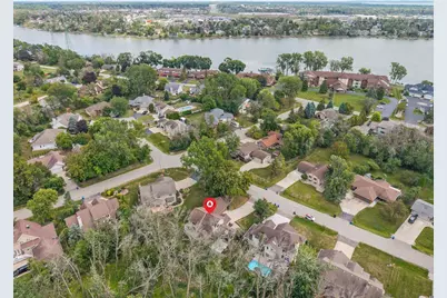 2238 Woodlawn Lane, Appleton, WI 54914 - Photo 4