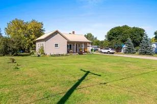 463 Green Bay Ave, Oconto Falls, WI 54154 - Photo 38