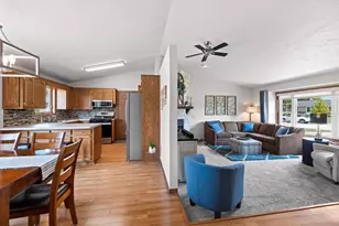 1841 Baltic Cir, Green Bay, WI 54311 - Photo 6