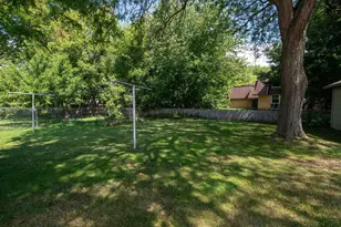 1642 Sheridan St, Oshkosh, WI 54901 - Photo 6