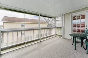 2356 Wisconsin St, Oshkosh, WI 54901 - Photo 30