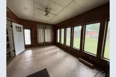 911 Main Street, Gresham, WI 54128 - Photo 14