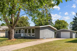 1602 Doemel St, Oshkosh, WI 54901 - Photo 36