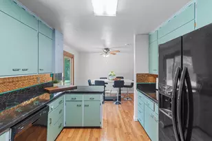 6501 Sunset Dr, Two Rivers, WI 54241 - Photo 14