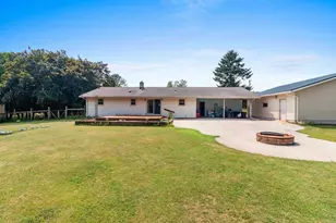 6501 Sunset Dr, Two Rivers, WI 54241 - Photo 38