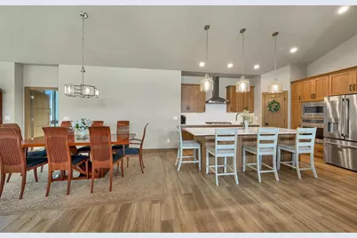 363 Aldon Circle, Ashwaubenon, WI 54304 - Photo 16