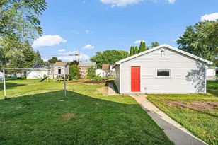 218 Cleveland St, Brillion, WI 54110 - Photo 22