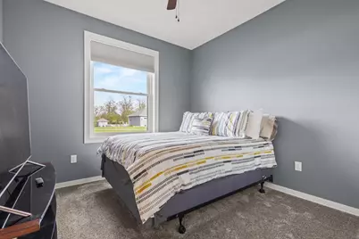 1765 Honor Street, Neenah, WI 54956 - Photo 32