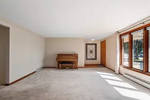 1192 Alice Dr, Green Bay, WI 54304 - Photo 8