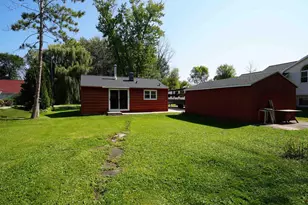 3933 Lloyd St, Green Bay, WI 54311 - Photo 14