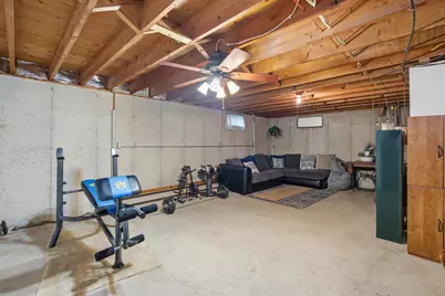 579 W Division Street, Fond du Lac, WI 54935 - Photo 24