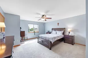 1265 Pond View Cir, De Pere, WI 54115 - Photo 16
