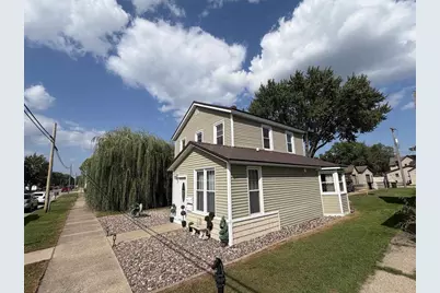148 N Beaumont Road, Prairie Du Chien, WI 53821 - Photo 2