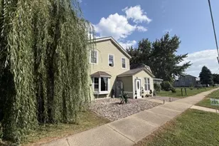 148 N Beaumont Rd, Prairie Du Chien, WI 53821 - Photo 8