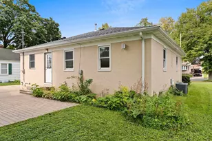 706 Roy Ave, Green Bay, WI 54303 - Photo 6