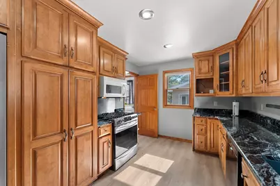 706 Roy Avenue, Green Bay, WI 54303 - Photo 12