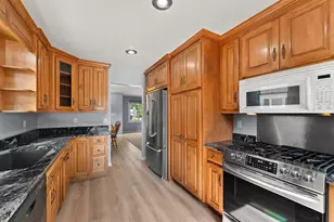 706 Roy Ave, Green Bay, WI 54303 - Photo 8