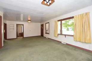 351 S Waupaca St, Wautoma, WI 54982 - Photo 6