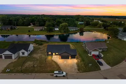 283 Jasmine Drive, Berlin, WI 54923 - Photo 2