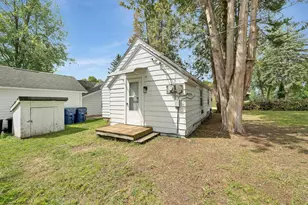 56 Lincoln Ave, Clintonville, WI 54929 - Photo 32