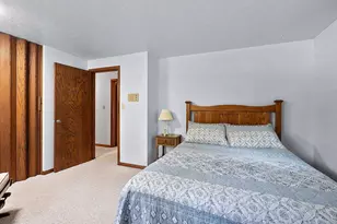 425 Flora St, Pulaski, WI 54162 - Photo 24