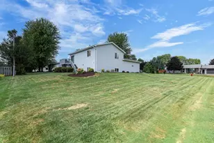 W7015 Verna Rd, Menasha, WI 54952 - Photo 6