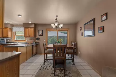 972 Honeysuckle Lane, Fond du Lac, WI 54935 - Photo 8