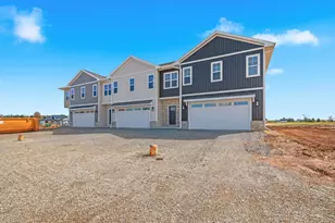 1851 London Rd, Green Bay, WI 54311 - Photo 2