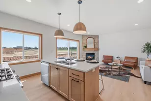 1849 London Rd, Green Bay, WI 54311 - Photo 8