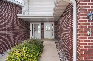 1903 Riverside Dr, Suamico, WI 54313 - Photo 4