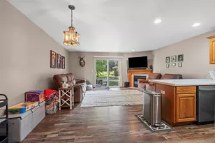 1903 Riverside Dr, Suamico, WI 54313 - Photo 6