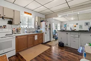 22 E 12th St, Clintonville, WI 54929 - Photo 12