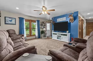 N5328 Collier Rd, New London, WI 54961 - Photo 28
