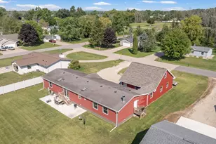 407 Riverview Ct, Fremont, WI 54940 - Photo 36