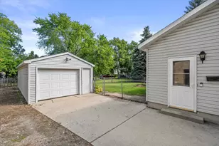 1757 Eastman Ave, Green Bay, WI 54302 - Photo 20