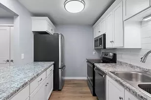 2686 Humboldt Rd, Green Bay, WI 54311 - Photo 12