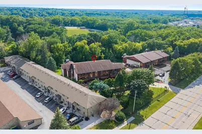 2686 Humboldt Road #10, Green Bay, WI 54311 - Photo 40