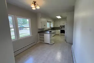 316 W 4th St, Shawano, WI 54166 - Photo 6