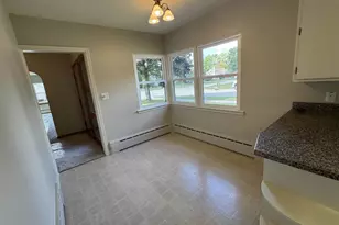 316 W 4th St, Shawano, WI 54166 - Photo 8