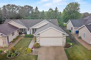 1808 Hardwoods Ct, De Pere, WI 54115 - Photo 30