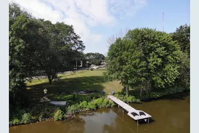 Driftwood Lane, Oshkosh, WI 54902 - Photo 12