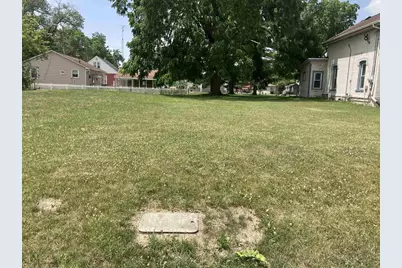 1126 S 3rd Street, Watertown, WI 53094 - Photo 2
