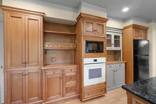 180 Rosemont Dr, Green Bay, WI 54301 - Photo 16