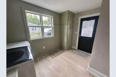 1320 Waugoo Avenue, Oshkosh, WI 54901 - Photo 16