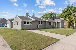 907 W 8th Ave, Oshkosh, WI 54902 - Photo 38