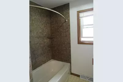 2781 Tulip Court, Green Bay, WI 54313 - Photo 12