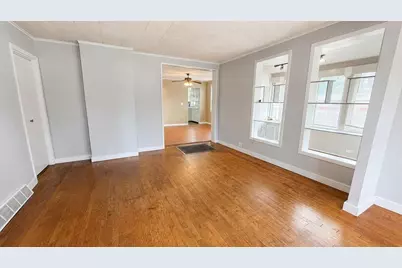 1022 Mt Vernon Street, Oshkosh, WI 54901 - Photo 8