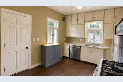 1022 Mt Vernon Street, Oshkosh, WI 54901 - Photo 20
