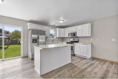 2108 Gadwall Lane, Green Bay, WI 54311 - Photo 8